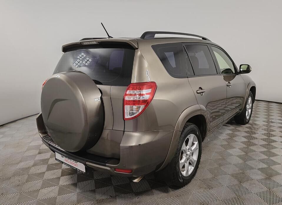 Toyota RAV4 2.4 AT (170 л.с.) 4WD