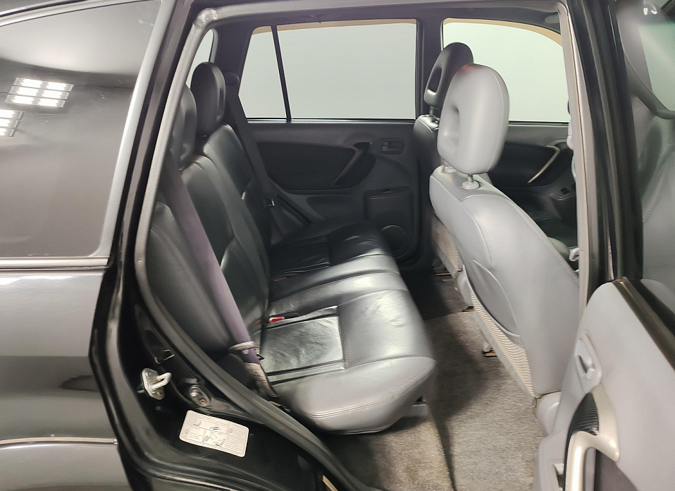 Toyota RAV4, II (XA20) 2.0 AT (150 л.с.) 4WD