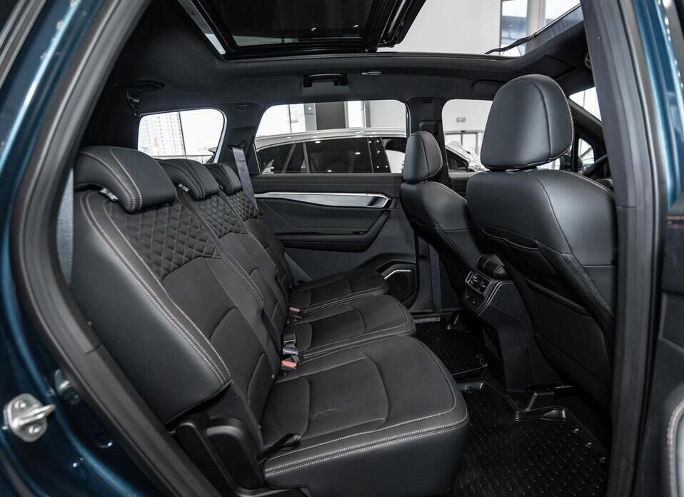 Geely Okavango, I Рестайлинг 2.0 AMT (200 л.с.)