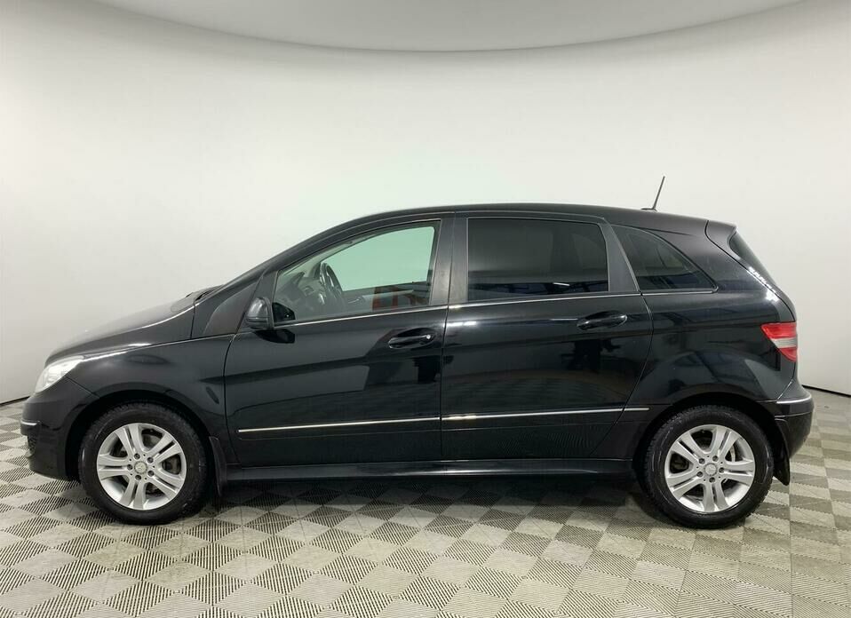 Mercedes-Benz B-Класс 200 2.0 CVT (136 л.с.)