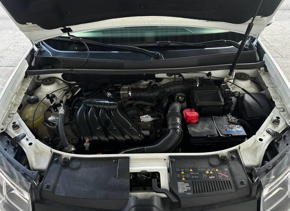 Renault Sandero, II Рестайлинг 1.6 MT (113 л.с.)
