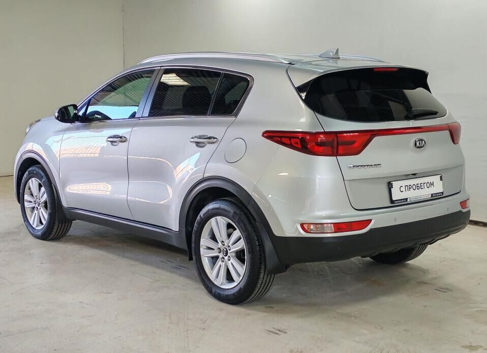Kia Sportage, IV 2.0 AT (150 л.с.)