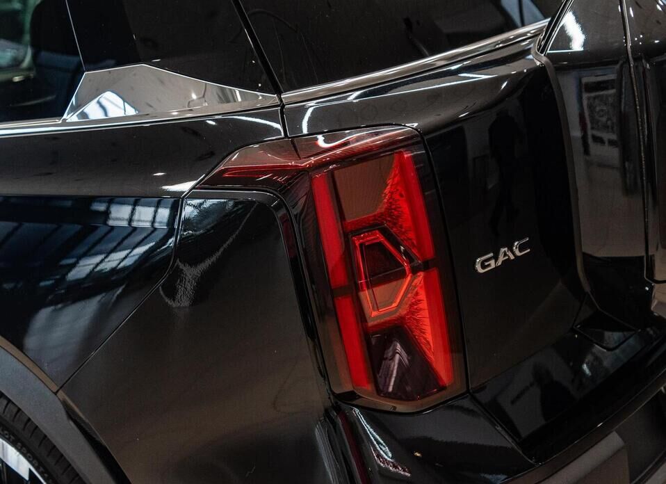 GAC GS8 Dragon 2.0 AT (231 л.с.) 4WD