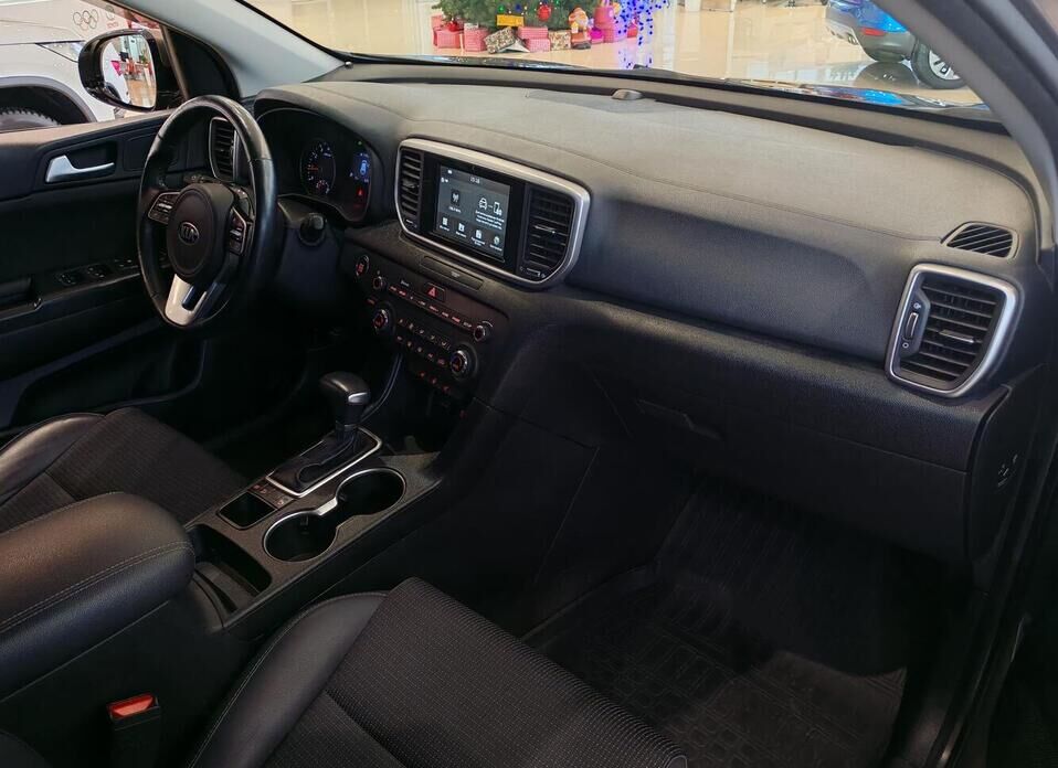 Kia Sportage, IV Рестайлинг 2.0 AT (150 л.с.)
