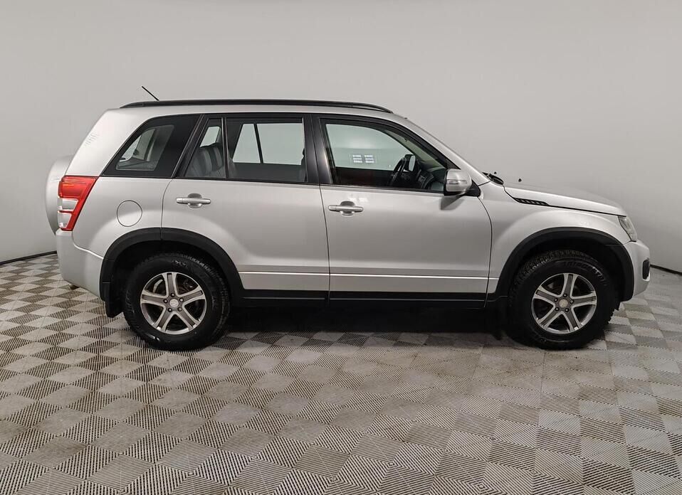 Suzuki Grand Vitara, III Рестайлинг 2 2.0 MT (140 л.с.) 4WD