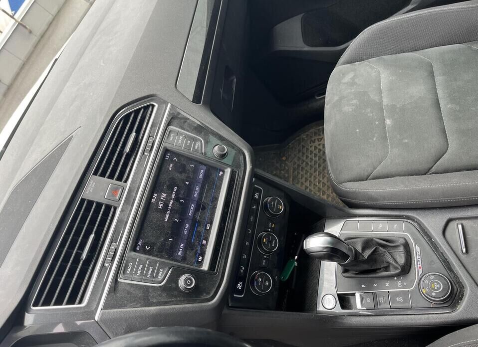 Volkswagen Tiguan, II 1.4 AMT (150 л.с.) 4WD