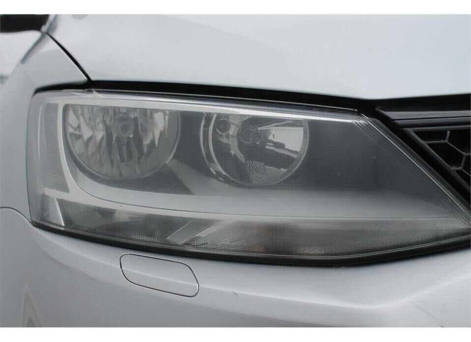 Volkswagen Jetta, VI 1.4 AMT (150 л.с.)