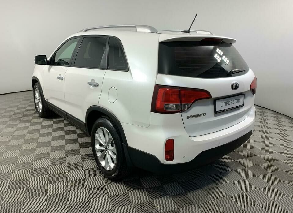 Kia Sorento 2.4 AT (175 л.с.) 4WD