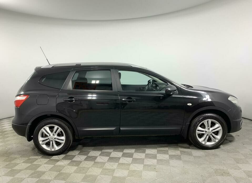 Nissan Qashqai+2 2.0 MT (141 л.с.)