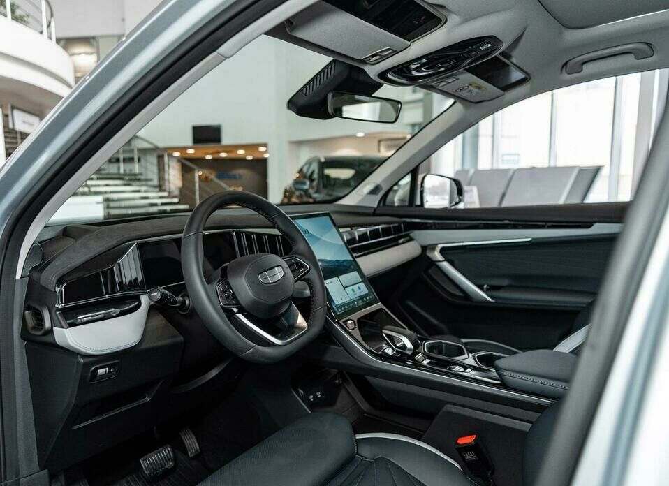 Geely Atlas 2.0 AT (200 л.с.) 4WD