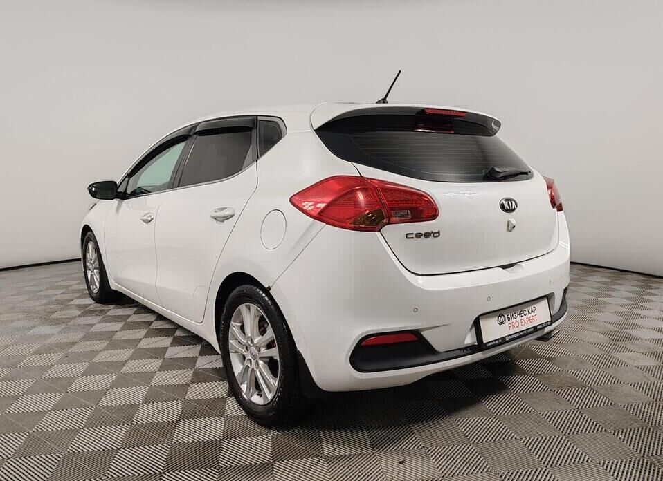 Kia Ceed, II 1.6 AT (129 л.с.)