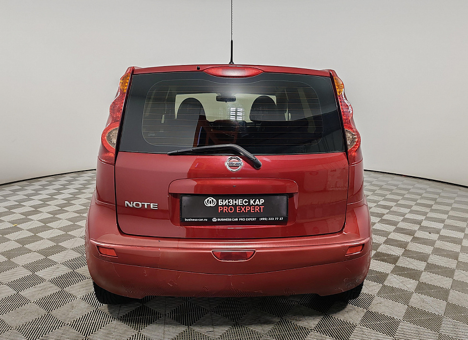 Nissan Note, I Рестайлинг 1.6 AT (110 л.с.)