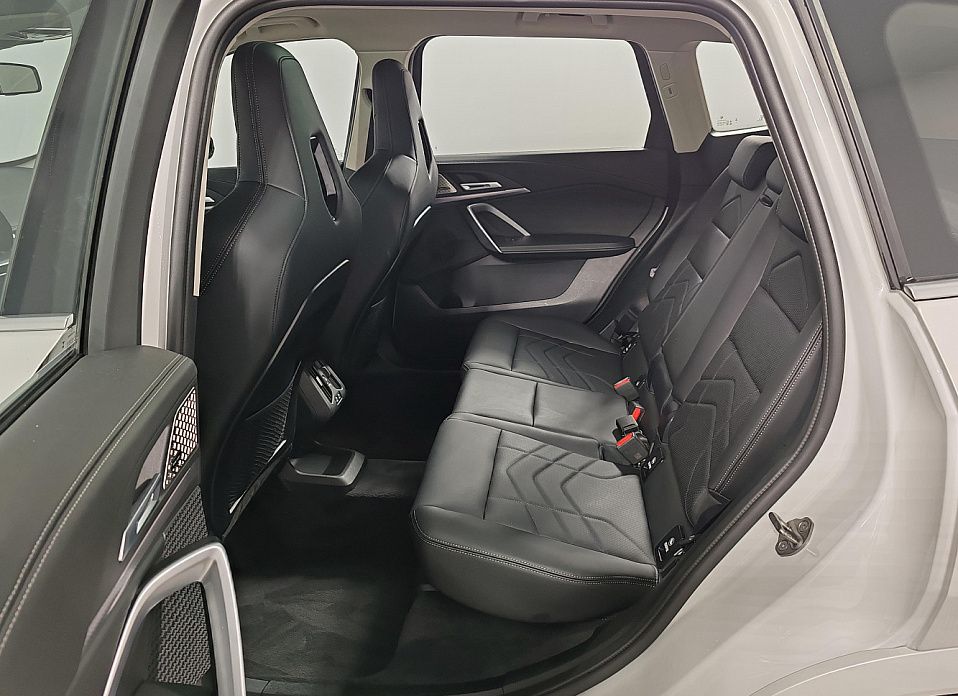 BMW X1, III (U11/U12) 25Li xDrive 2.0 AMT (204 л.с.) 4WD