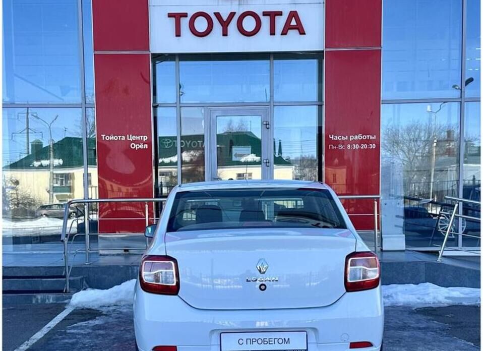 Renault Logan, II Рестайлинг 1.6 MT (82 л.с.)