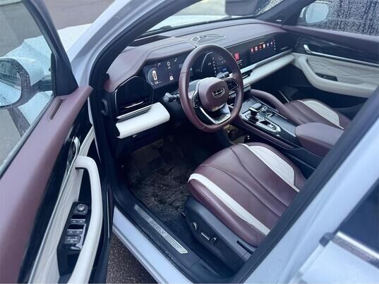 Geely Monjaro, 2023&nbsp;г., 59&nbsp;030&nbsp;км