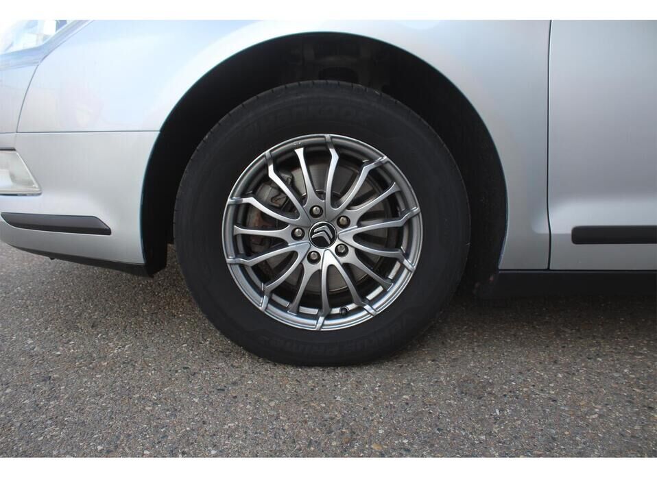 Citroen C5 2.0 MT (140 л.с.)