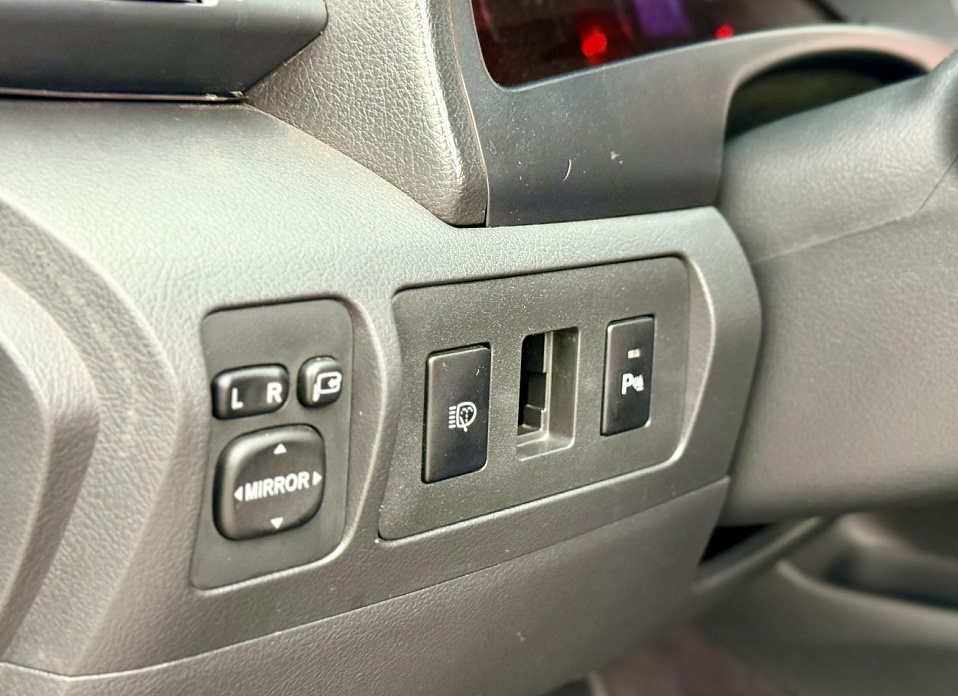 Toyota Camry, VI (XV40) Рестайлинг 3.5 AT (277 л.с.)