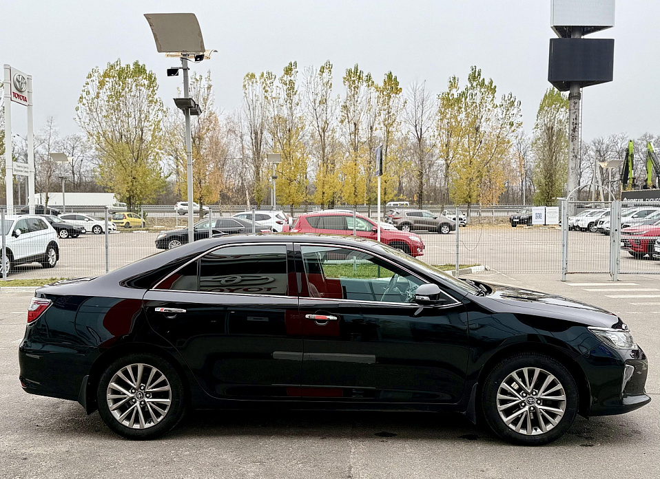 Toyota Camry, VII (XV50) Рестайлинг 2 2.5 AT (181 л.с.)