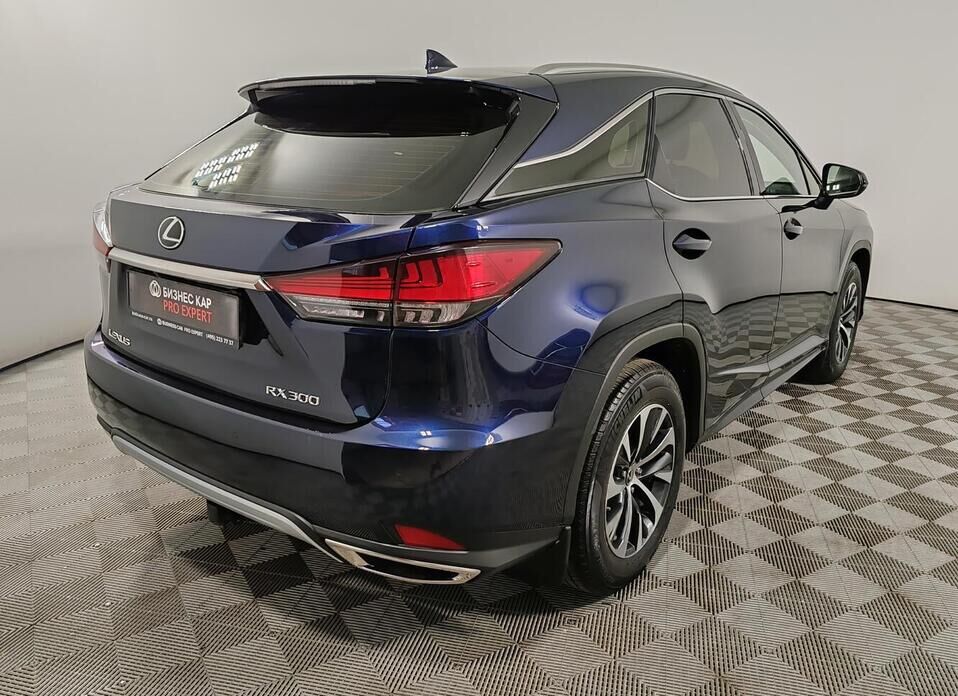 Lexus RX, IV Рестайлинг 300 2.0 AT (238 л.с.) 4WD