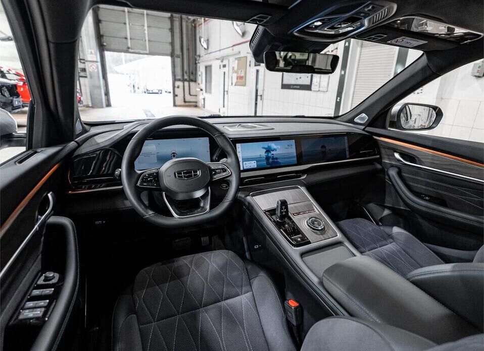 Geely Monjaro, I 2.0 AT (238 л.с.) 4WD