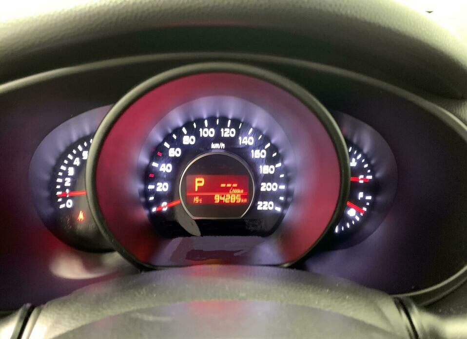 Kia Soul 1.6 AT (124 л.с.)