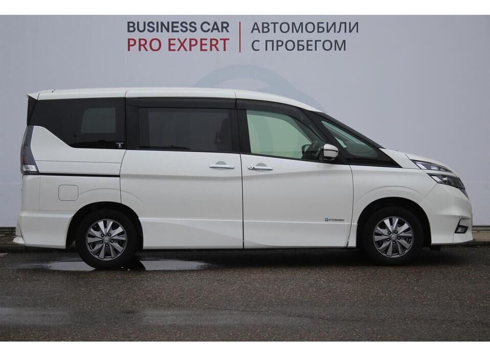 Nissan Serena, V (C27) 1.2hyb AT (136 л.с.)