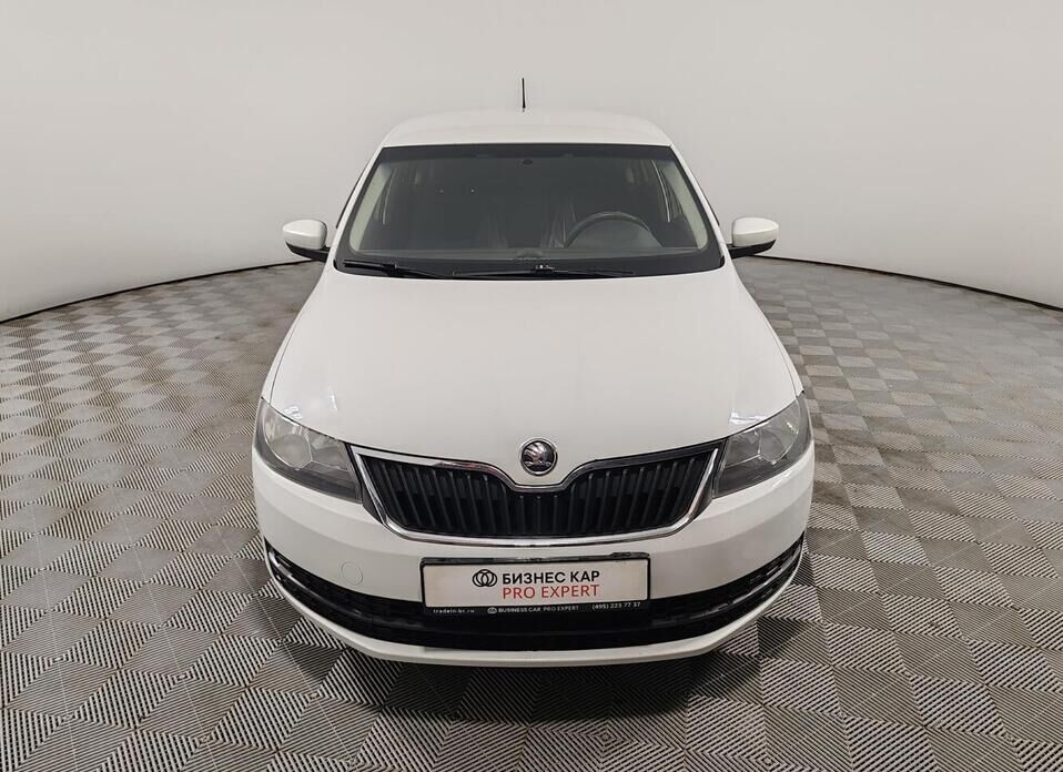 Skoda Rapid, I 1.6 MT (105 л.с.)