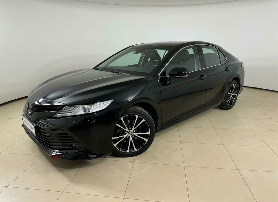 Toyota Camry 2.5 AT (181 л.с.)