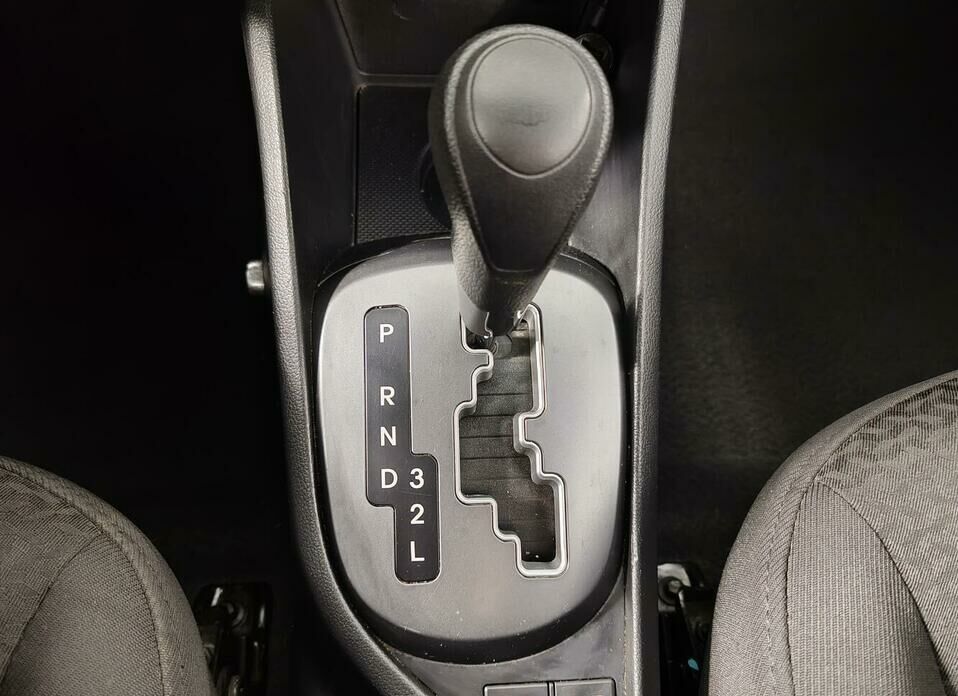 Kia Rio 4-speed 1.6 AT (123 л.с.)