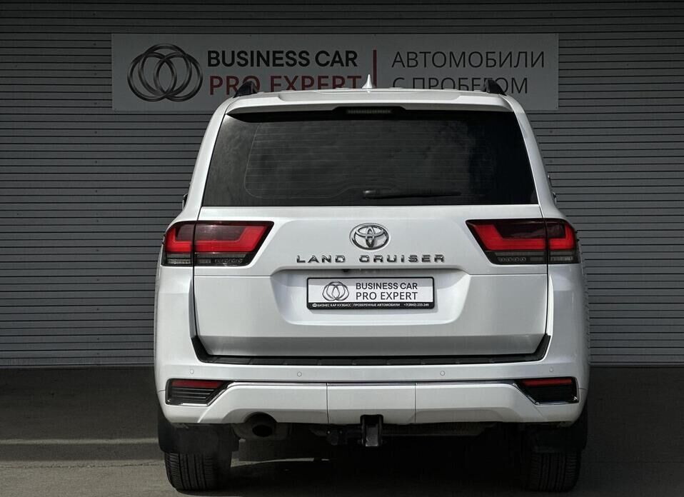 Toyota Land Cruiser, 300 Series 3.5 AT (415 л.с.) 4WD