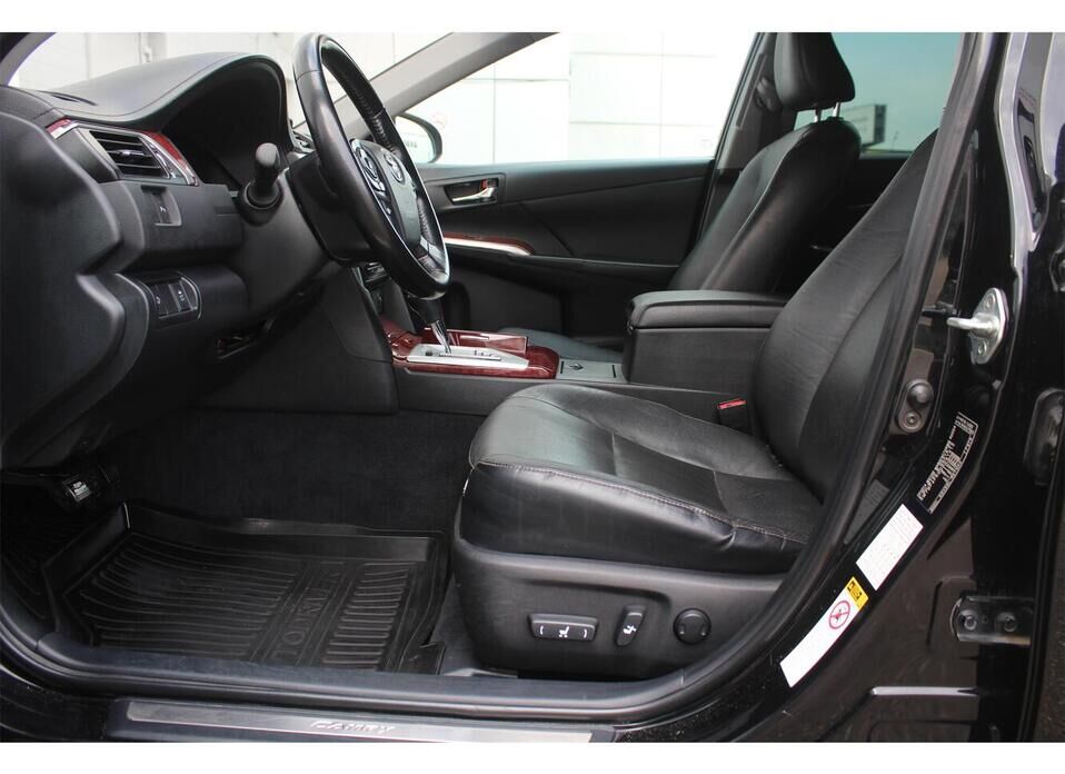 Toyota Camry, VII (XV50) Japan Market 2.5 AT (181 л.с.)