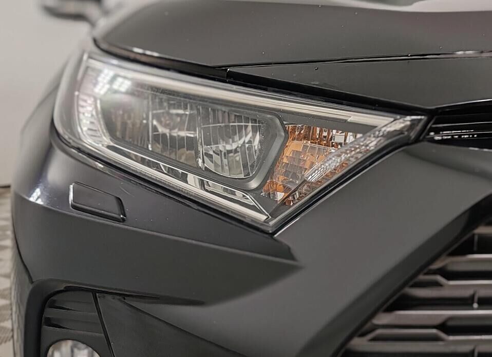 Toyota RAV4, V (XA50) 2.5 AT (199 л.с.) 4WD