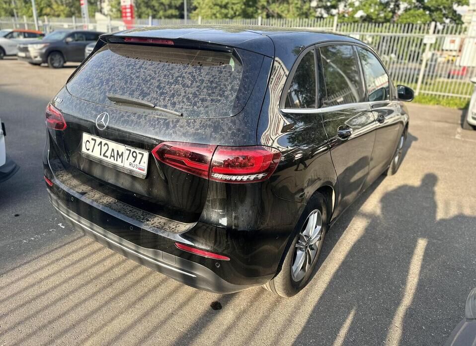 Mercedes-Benz B-Класс 180 1.3 AMT (136 л.с.)