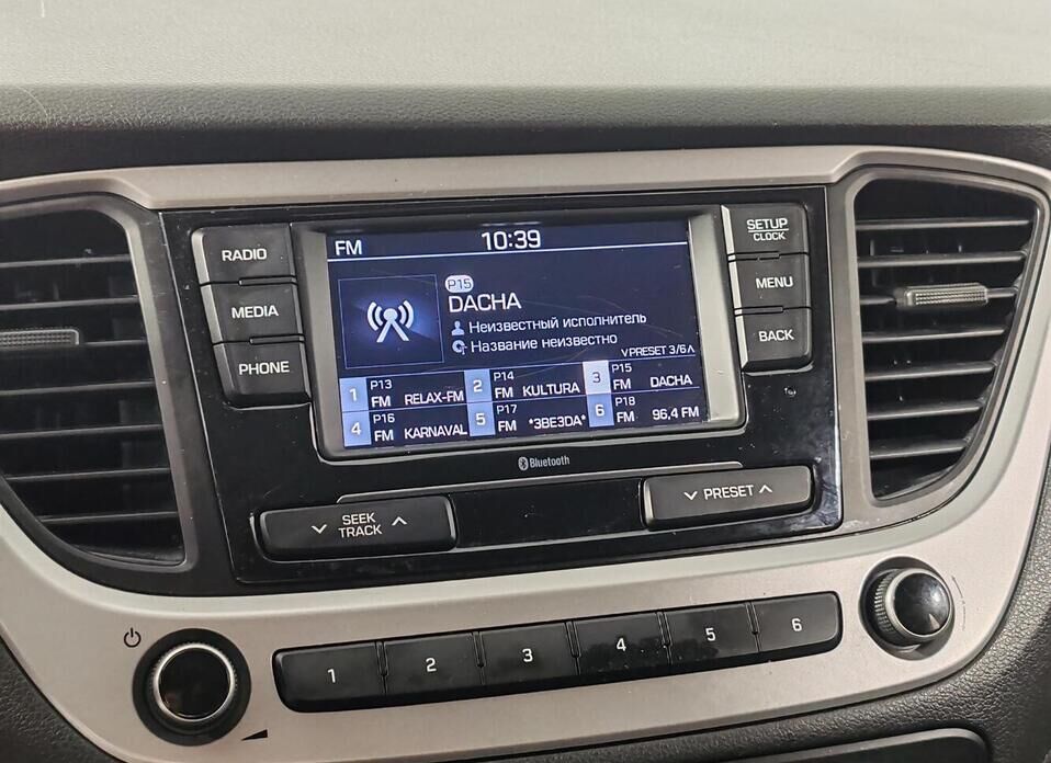 Hyundai Solaris, II 1.6 MT (123 л.с.)