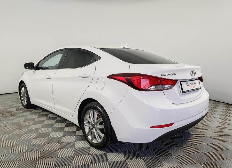 Hyundai Elantra, V (MD) Рестайлинг 1.8 AT (150 л.с.)