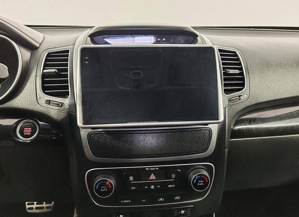Kia Sorento, II Рестайлинг 2.4 AT (175 л.с.) 4WD