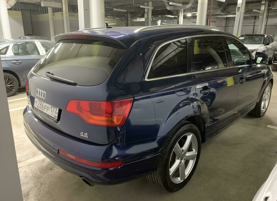 Audi Q7 4.2 AT (350 л.с.) 4WD