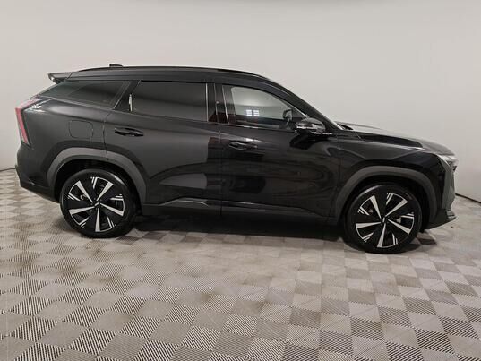 Geely Atlas, 2024&nbsp;г., 28&nbsp;792&nbsp;км