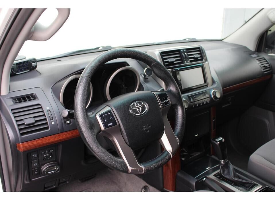 Toyota Land Cruiser Prado 2.7 AT (163 л.с.) 4WD