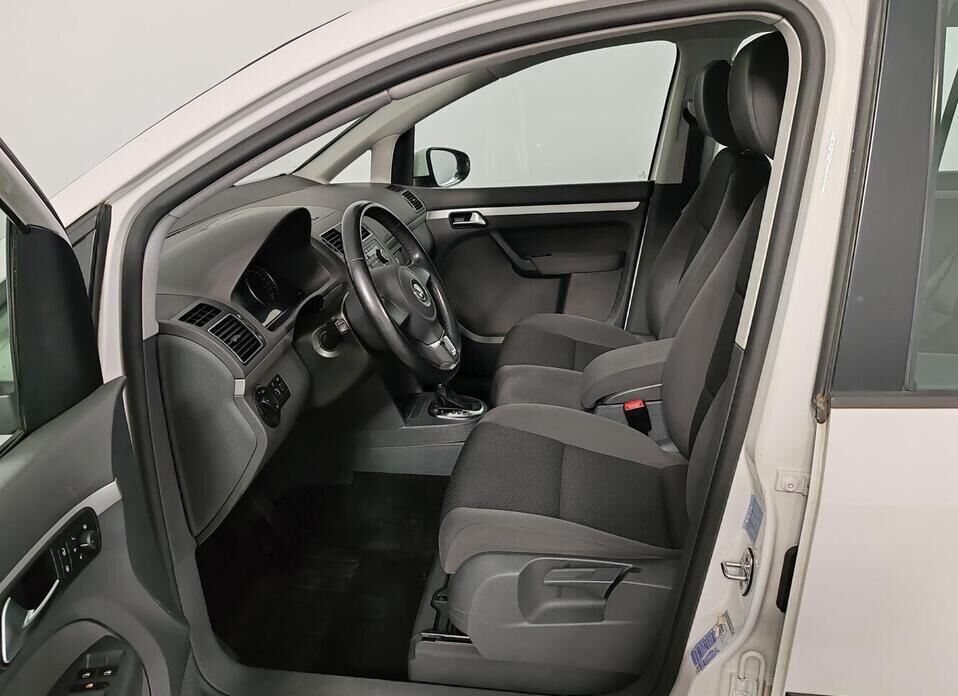 Volkswagen Touran 1.4 AMT (140 л.с.)