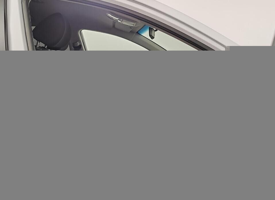 Hyundai Elantra, VI (AD) Рестайлинг 2.0 AT (150 л.с.)