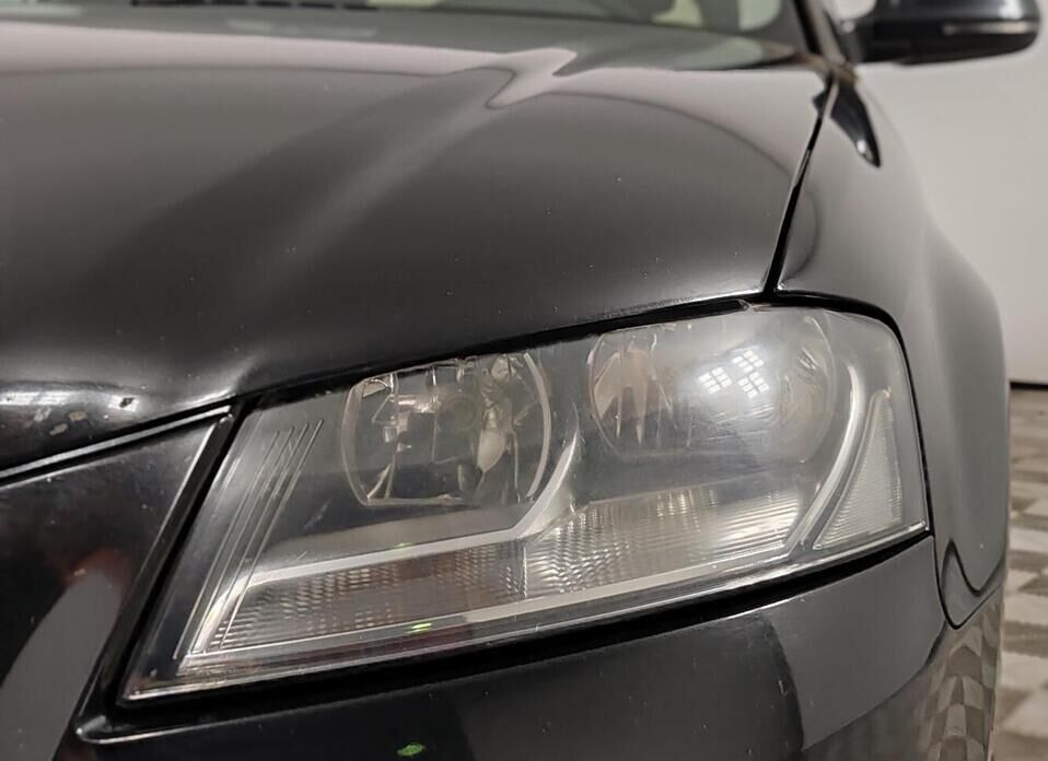 Audi A3, II (8P) Рестайлинг 2 1.4 AMT (125 л.с.)