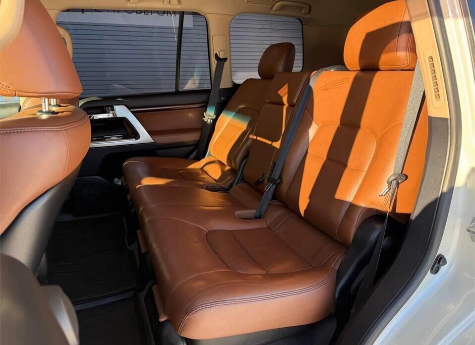 Toyota Land Cruiser, 200 Series Рестайлинг 1 4.5d AT (235 л.с.) 4WD