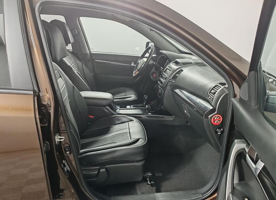 Kia Sorento, II Рестайлинг 2.4 AT (175 л.с.) 4WD