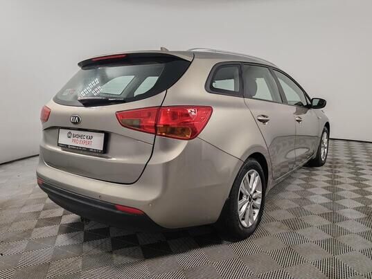 Kia Ceed, II Рестайлинг, 2017 г., 219 935 км