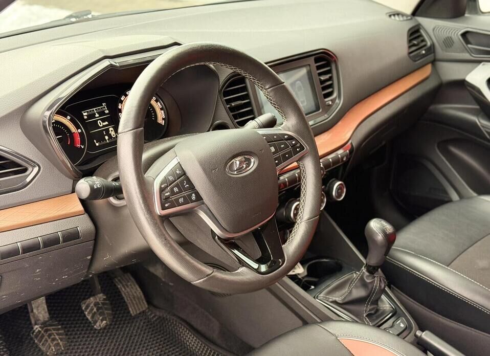 LADA (ВАЗ) Vesta, I Рестайлинг (NG) Cross 1.6 MT (106 л.с.)