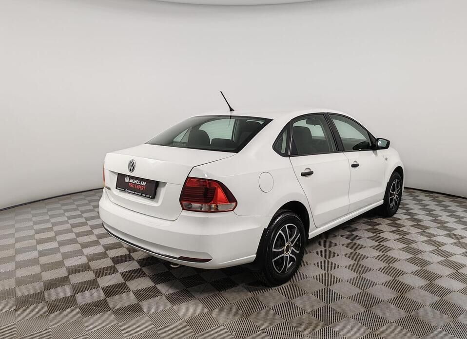 Volkswagen Polo, V Рестайлинг 1.6 MT (110 л.с.)