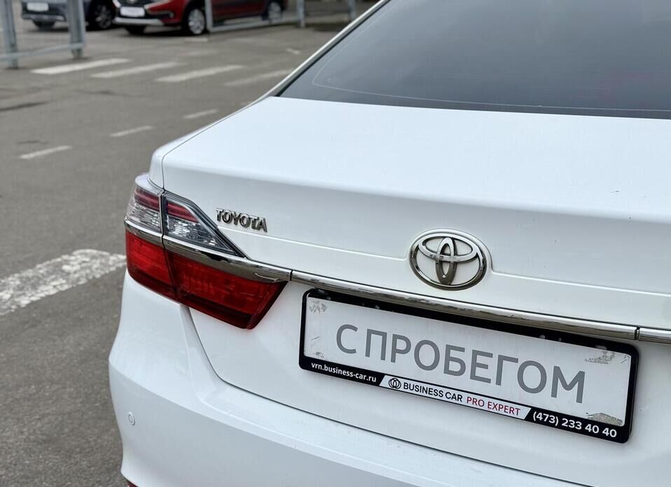 Toyota Camry, VII (XV50) Рестайлинг 2.5 AT (181 л.с.)