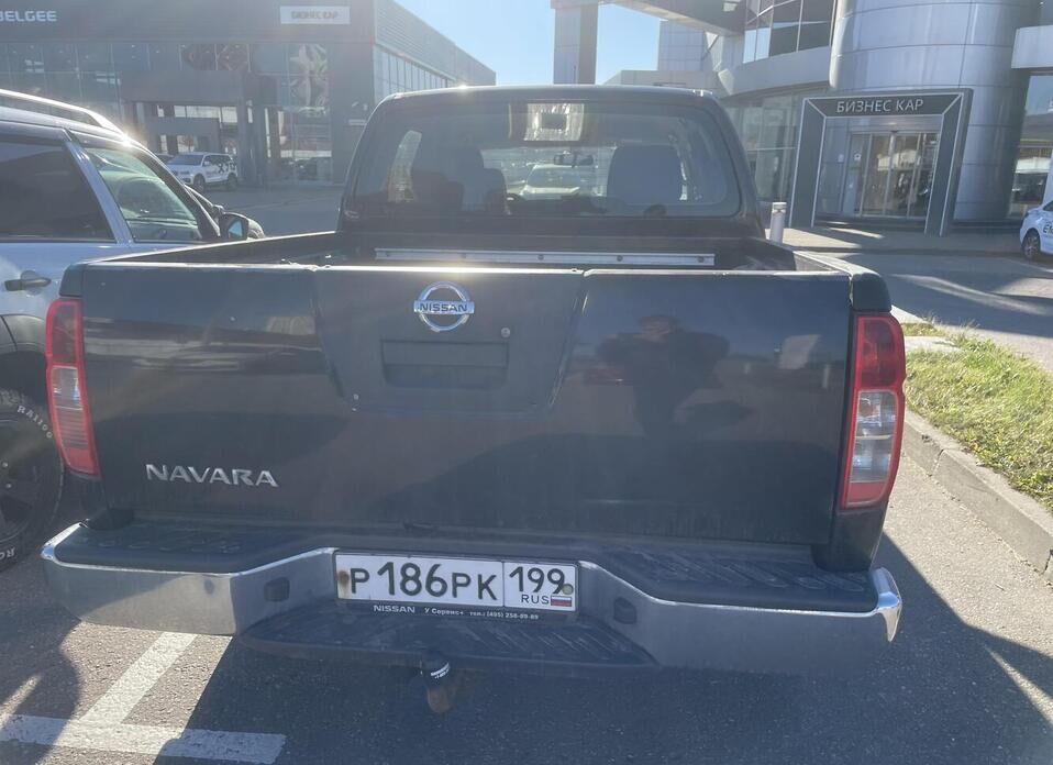 Nissan Navara (Frontier), III (D40) 2.5d AT (174 л.с.) 4WD