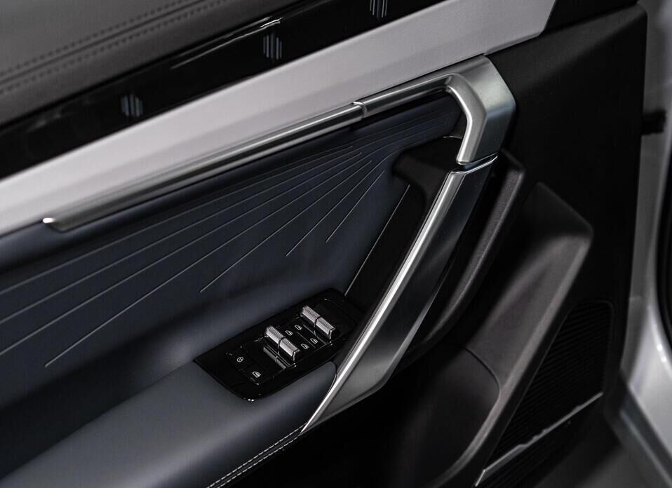 Geely Atlas, II 2.0 AT (200 л.с.) 4WD